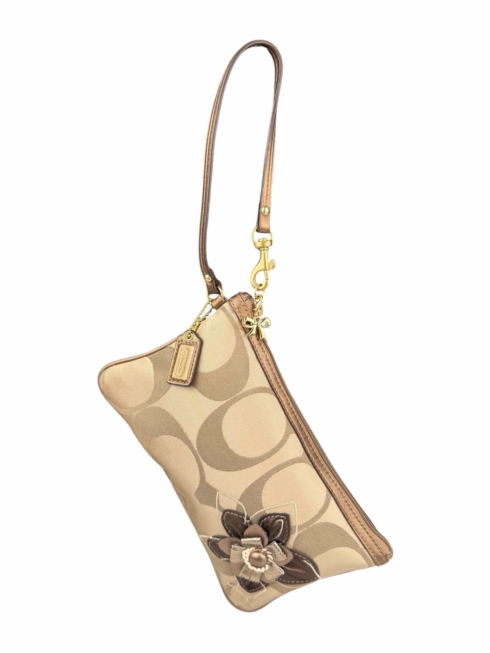 NWOT Coach Signature Jacquard Flower Appliqué Khaki Monogram Flower Wristlet